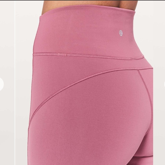 Lululemon In Movement 7/8 Tight *Everlux 25"
Moss Rose - Picture 3 of 7
